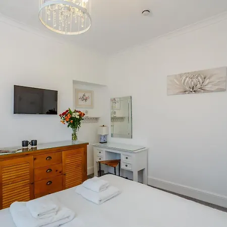 Hébergement de vacances 4 Bed In Oc-hh025 *