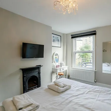 4 Bed In Oc-hh025 * Harrogate
